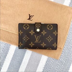 Louis Vuitton Authentic Wallet Kisslock Monogram